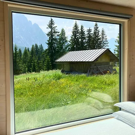 Vivere L'inverno Tra I Prati Di Luksusowy namiot