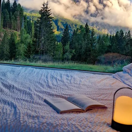 Vivere L'inverno Tra I Prati Di Luxussátor