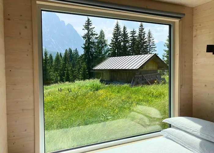 Vivere L'inverno Tra I Prati Di Οργανωμένο κάμπινγκ